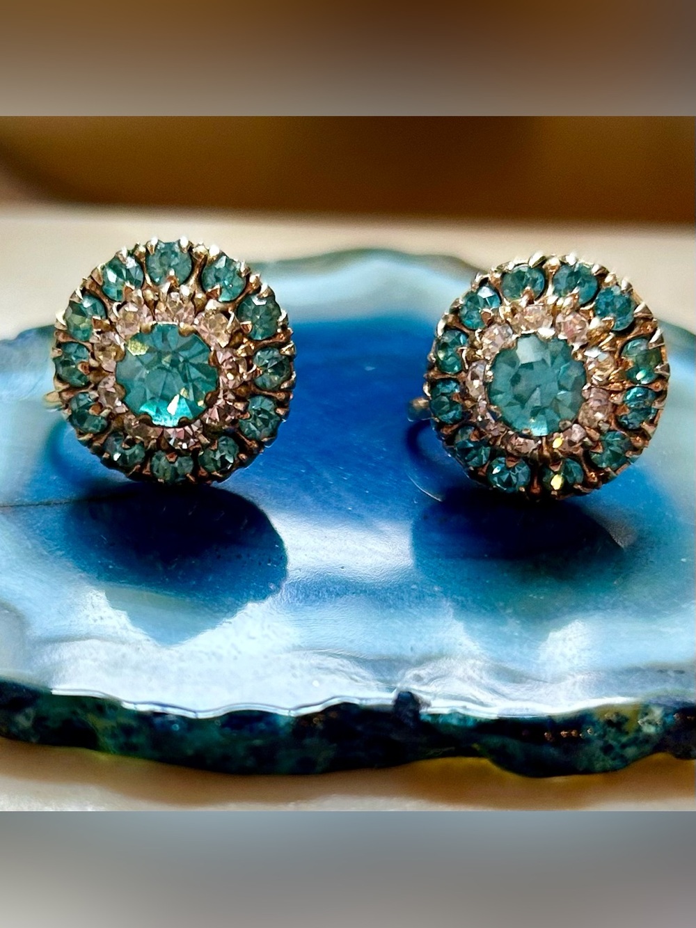 Vintage Aquamarine Rhinestone Screw-back Earrings